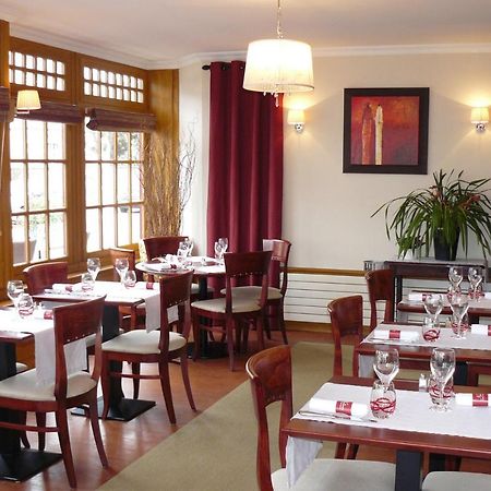 Hotel-Restaurant Le Normandie Luc-sur-Mer Ngoại thất bức ảnh