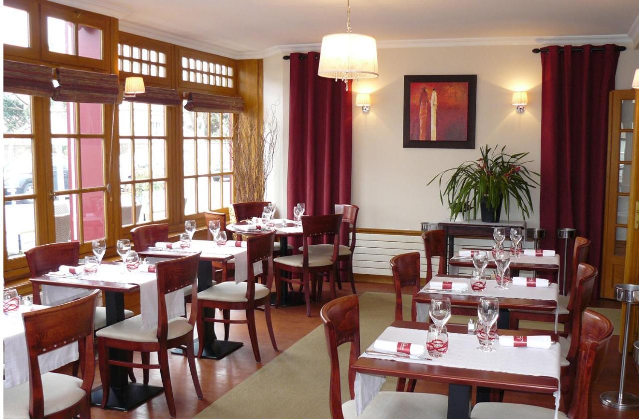 Hotel-Restaurant Le Normandie Luc-sur-Mer Ngoại thất bức ảnh