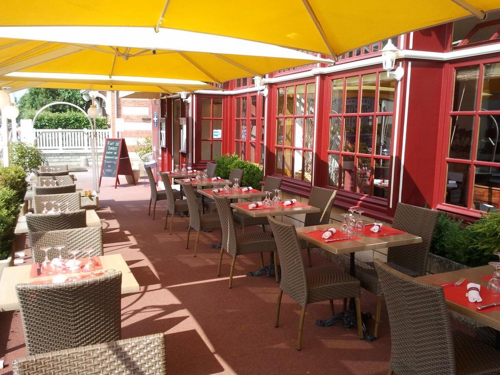 Hotel-Restaurant Le Normandie Luc-sur-Mer Ngoại thất bức ảnh